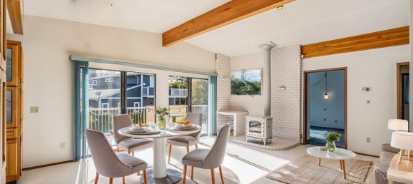 3 bedrooms House in British Columbia, Canada No. 1295 7