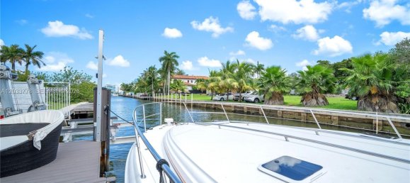 3 dormitorios villa en alquiler en Miami, Miami-Dade, Florida, USA № 614952 29