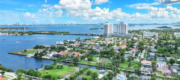 3 dormitorios villa en alquiler en Miami, Miami-Dade, Florida, USA № 614952 14