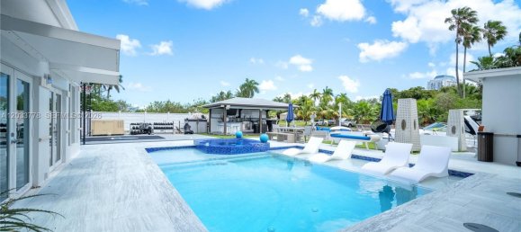3 dormitorios villa en alquiler en Miami, Miami-Dade, Florida, USA № 614952 7