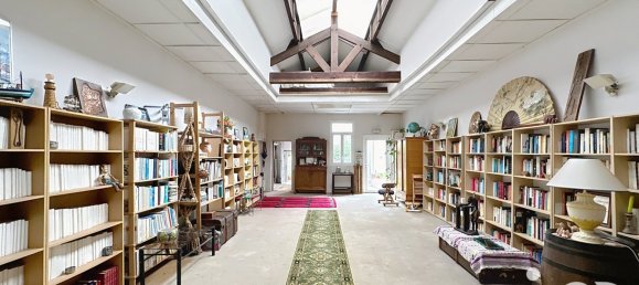 4 bedrooms House in Montreuil, France No. 298934 11