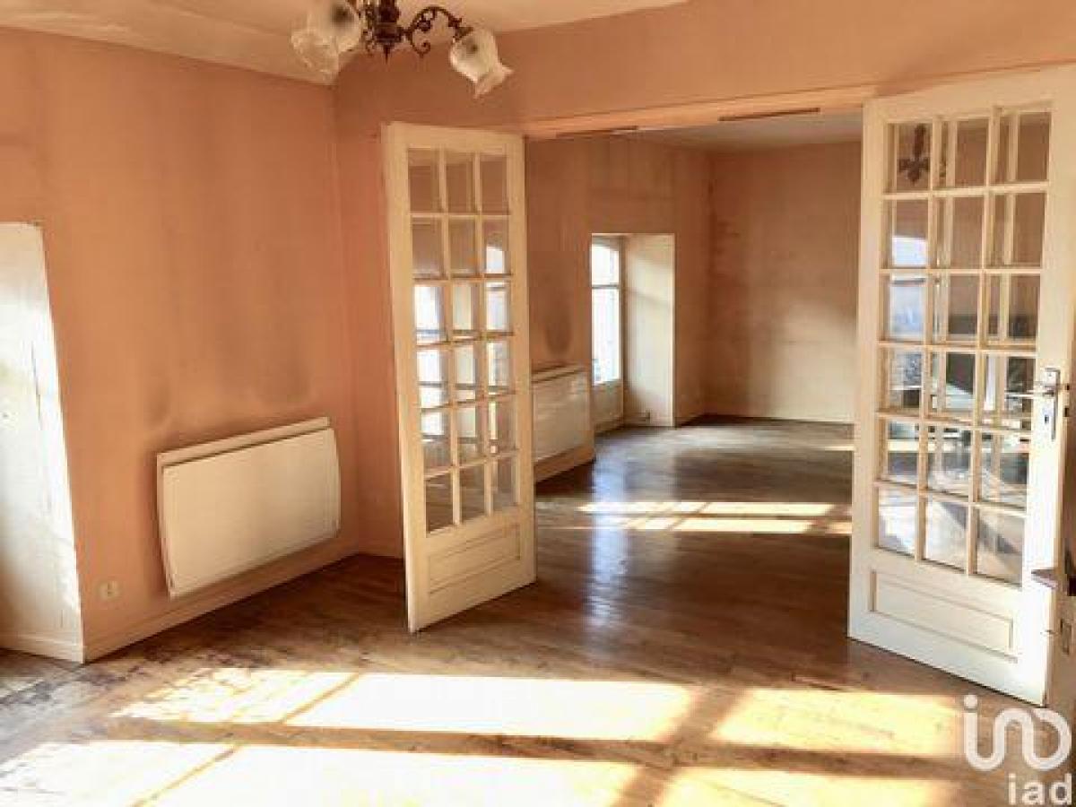 Кондоминиум  с 3 спальнями в Шомон, Франция № 35262