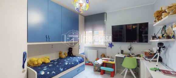 3 rooms Apartment in Turin, Italy No. 38715 26