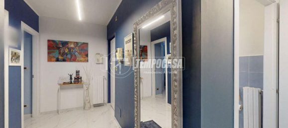 3 rooms Apartment in Turin, Italy No. 38715 23