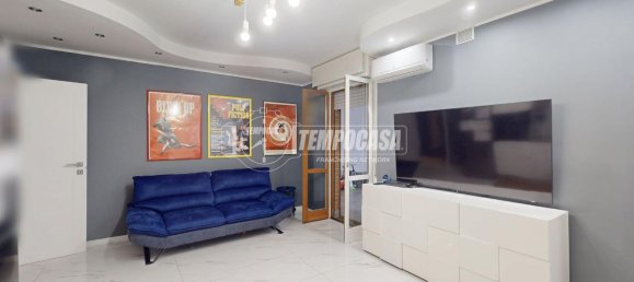 3 rooms Apartment in Turin, Italy No. 38715 14
