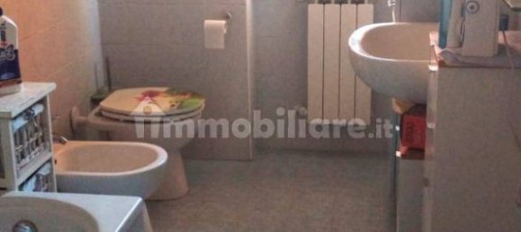 Apartamento de 2 dormitorios en Pescara, Italy No. 108739 11