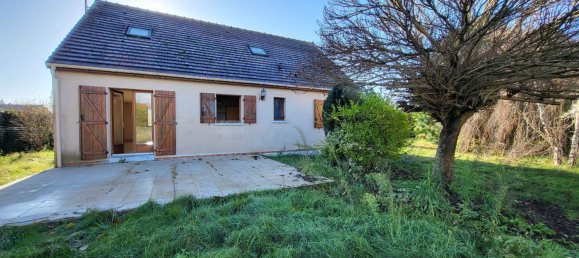 4 bedrooms House in Jargeau, France No. 42362 9