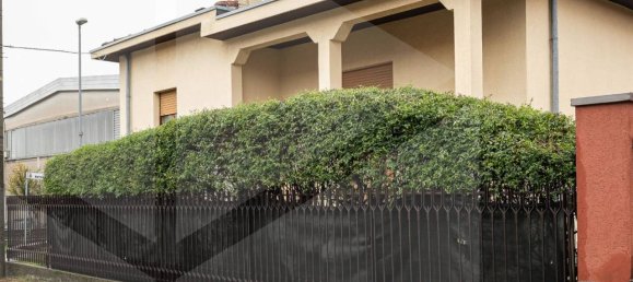 4-salle Maison à Cesano Maderno, Italy No. 26168 2