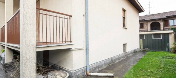 4-salle Maison à Cesano Maderno, Italy No. 26168 4