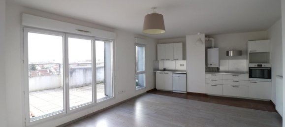 Apartamento de 3 dormitorios en Juvisy-sur-Orge, France No. 151885 2