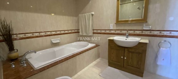 Apartamento de 3 dormitorios en Rabat, Malta No. 10203 27