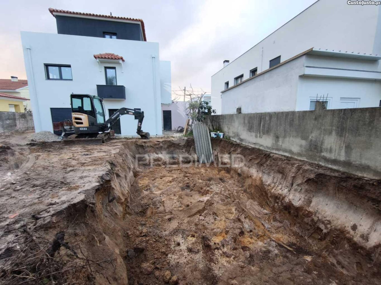 5 bedrooms House in Seixal, Portugal No. 135313