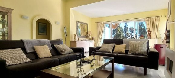 4 bedrooms Villa in Mijas, Spain No. 186076 2