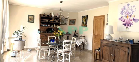 4 bedrooms Villa in Juvisy-sur-Orge, France No. 182262 5