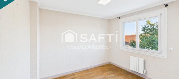 3 bedrooms House in Gray, France No. 273954 8