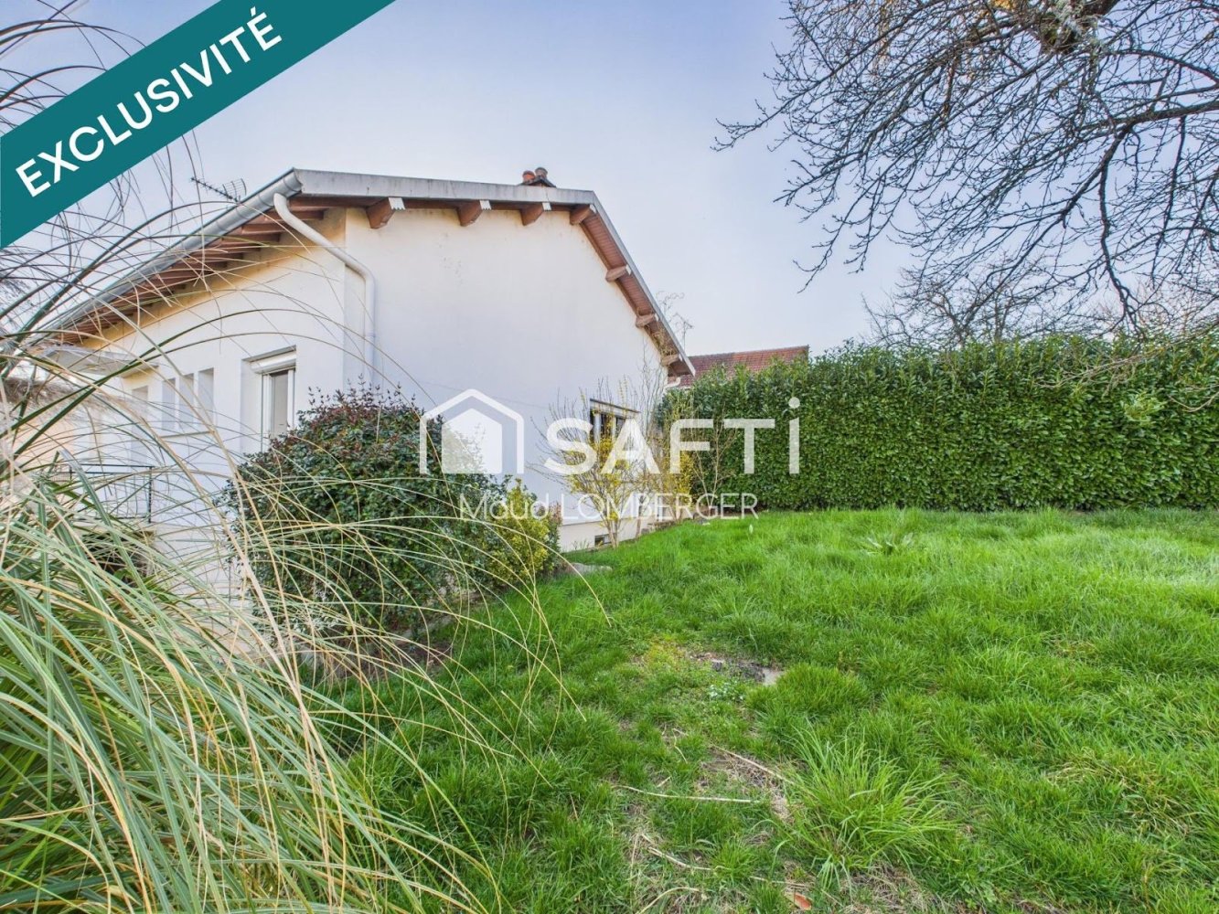 3 bedrooms House in Gray, France No. 273954