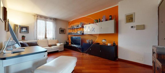 3غرفة شقة في Dalmine, Italy رقم 2239 3