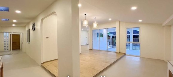 3 bedrooms House in Bang Tao, Thailand No. 27270 2