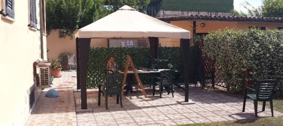 Дом с 5 комнатами в Фьюмичино, Италия № 254010 3