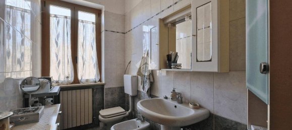 Villa T3 em Gallarate, Italy N.º 116179 8