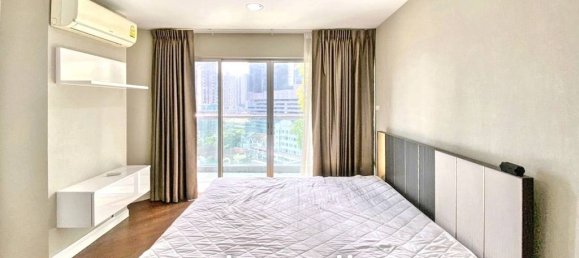 5 bedrooms Condo in Huai Khwang, Thailand No. 26393 10