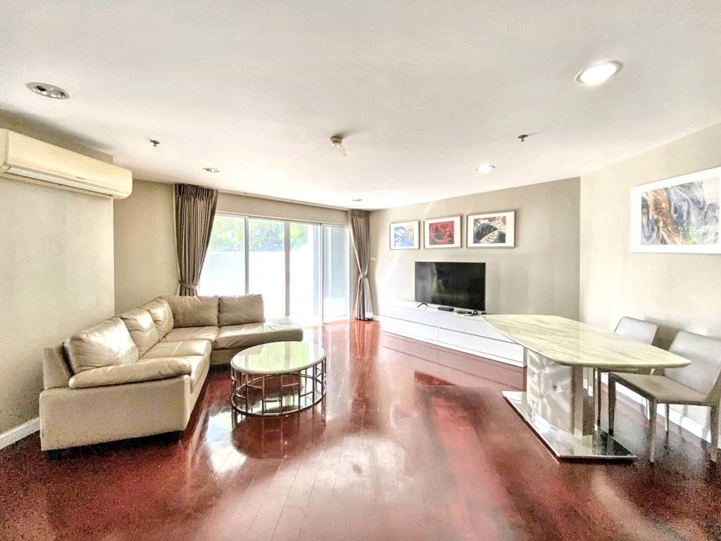 Кондоминиум  с 5 спальнями в Хуай Кванг, Таиланд № 26393