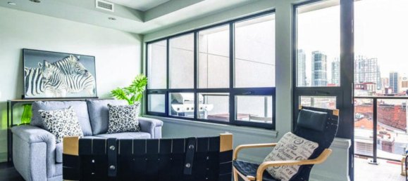 2 bedrooms Condo in Hamilton, Canada No. 377 2