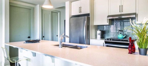 2 bedrooms Condo in Hamilton, Canada No. 377 5