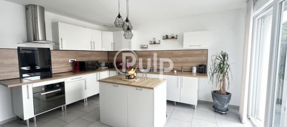 Casa de 3 dormitorios en Vendin-le-Vieil, France No. 313254 2