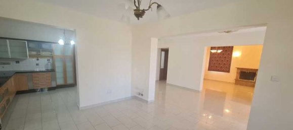 Villa de 5 dormitorios en Larnaca, Cyprus No. 81358 4