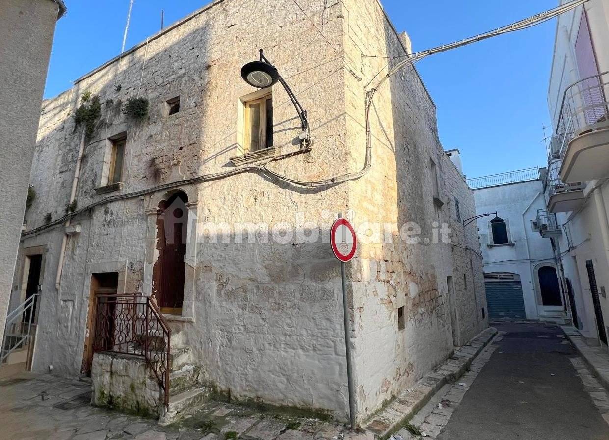 2 bedrooms House in Ceglie Messapica, Italy No. 35503