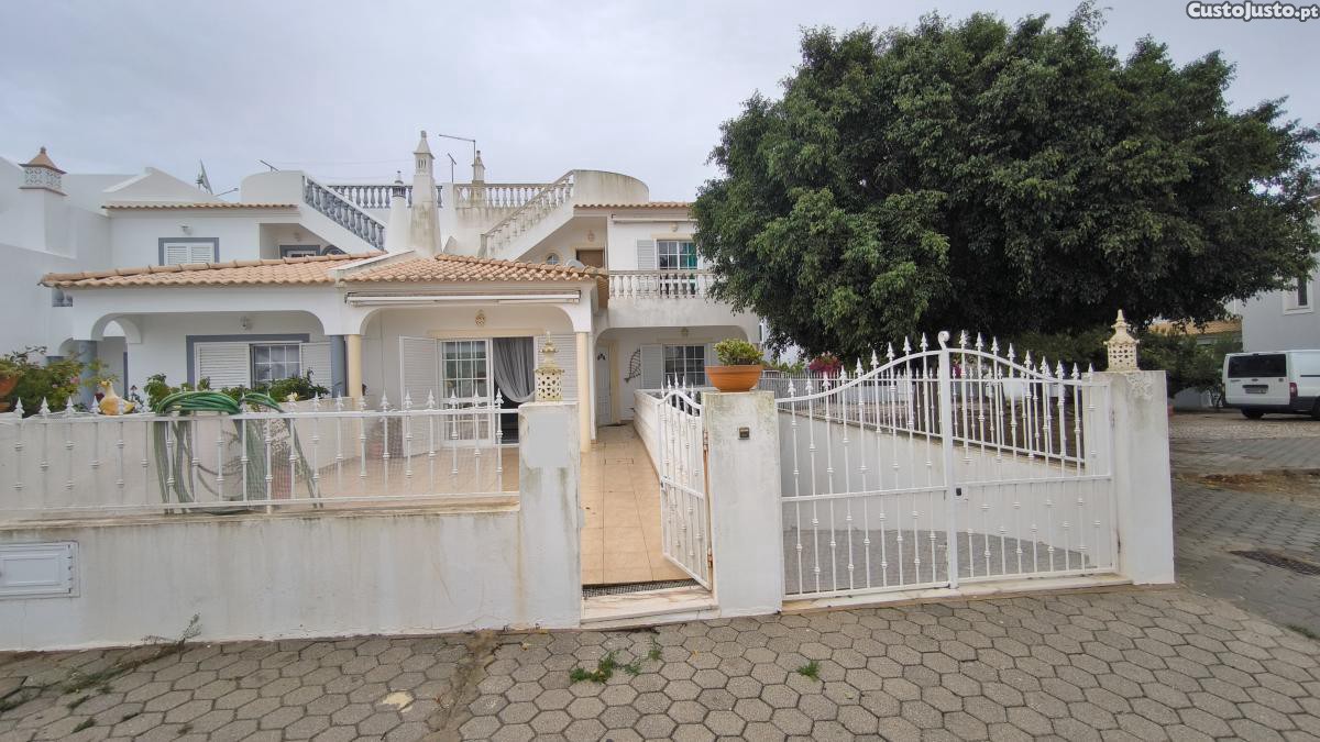 Дом с 3 спальнями в Армасан де Пера, Португалия № 137998