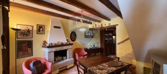 2 bedrooms House in Sellano, Italy No. 353572 4