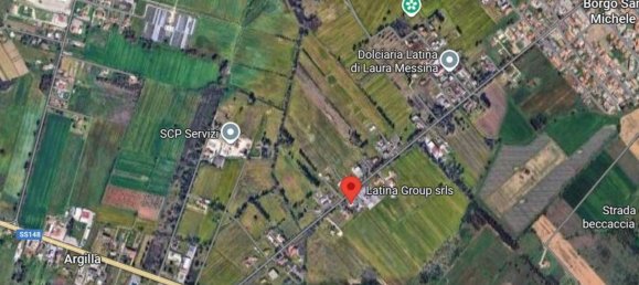 322m² Commercial property in Latina, Italy No. 376958 3