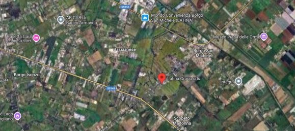 322m² Commercial property in Latina, Italy No. 376958 4