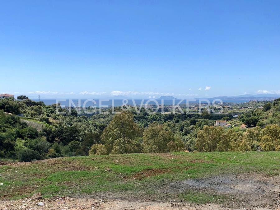  Land in Estepona, Spain No. 25682