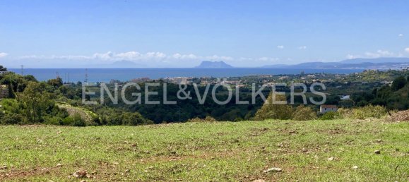  Land in Estepona, Spain No. 25682 14