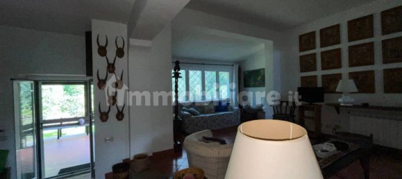4 bedrooms Villa in Fiumicino, Italy No. 188409 13