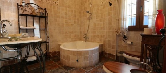 7 bedrooms House in Frigiliana, Spain No. 106586 24