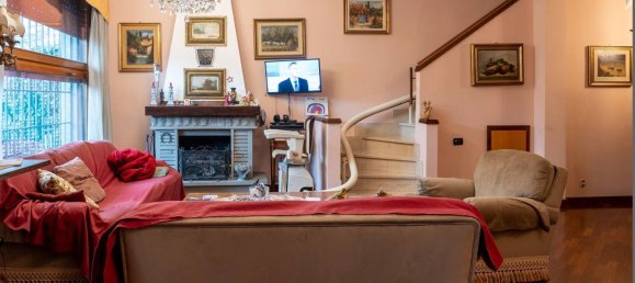 5-Zimmer Haus in Modena, Italy, Nr. 82238 9