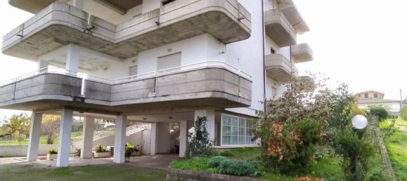 Apartamento de 6 divisões em Castel Frentano, Italy N.º 226539 3