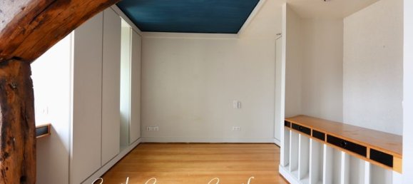 1 bedroom Duplex in Paris, France No. 363268 8