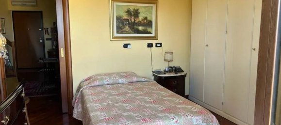 Studio in Crotone, Italy, Nr. 88498 21