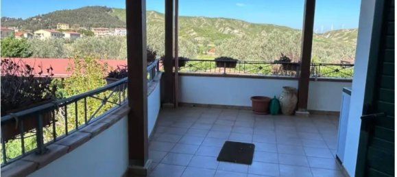 Studio in Crotone, Italy, Nr. 88498 45