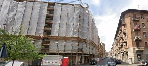 3 bedrooms Apartment in Turin, Italy No. 345658 5