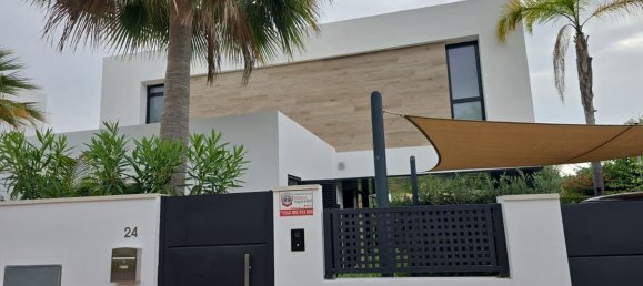  Land in Estepona, Spain No. 191120 4