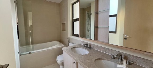 Вилла с 3 спальнями в Рим, ОАЭ № 34484 7