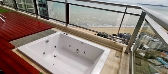 2 bedrooms Condo in Pattaya, Thailand No. 1742 7