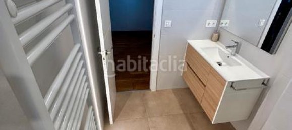 3 bedrooms Apartment in Basque Autonomous Community, Spain No. 134172 5