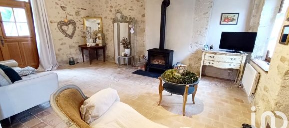 2 bedrooms House in Vendoeuvres, France No. 153863 6